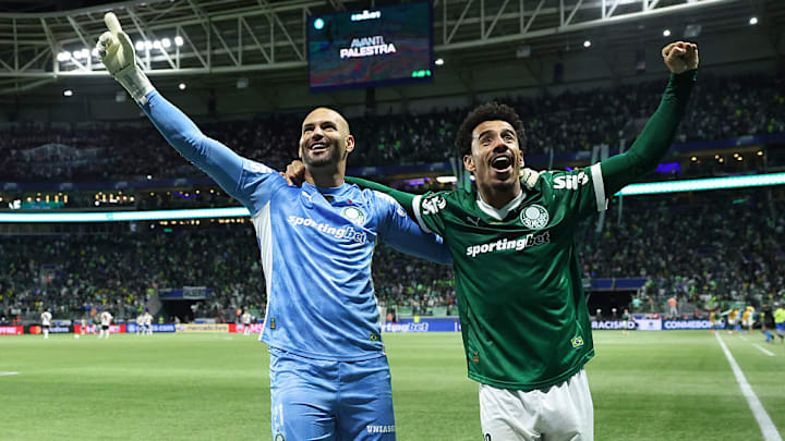 Weverton, Lucas Evangelista