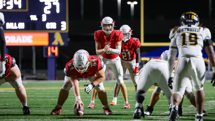 Milton quarterback Luke Nickel about to throw a pass at the Broward County Classic 2024 