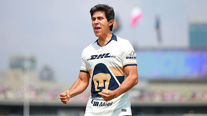 José Juan Macías, quien recién llegó a Pumas este torneo, sufrió una lesión que lo dejó fuera. José Juan Macías, quien recién llegó a Pumas este torneo, sufrió una lesión que lo dejó fuera.