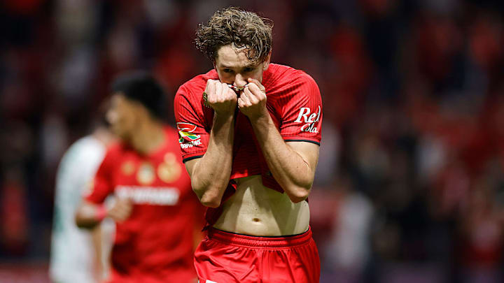 Marcel Ruiz, volante del Toluca, busca el bicampeonato, pero también consolidarse como un definitivo para la Copa del Mundo con el Tricolor. Marcel Ruiz, volante del Toluca, busca el bicampeonato, pero también consolidarse como un definitivo para la Copa del Mundo con el Tricolor.