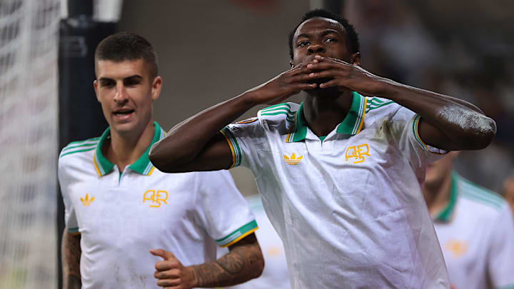 Evan N'Dicka und Gianluca Mancini im Spiel der Roma gegen den OGC Nizza