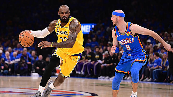 Los Lakers cayeron en el primer juego ante el Thunder.