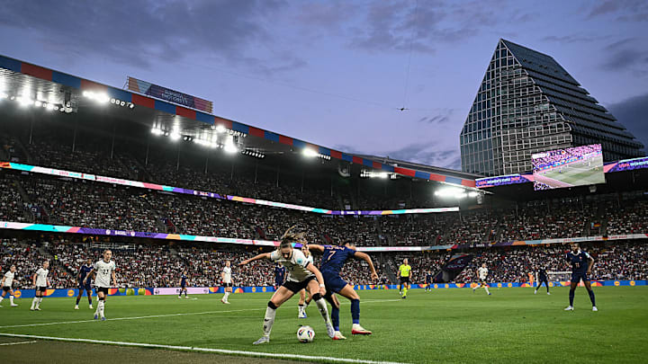 TOPSHOT-FBL-WOMEN-EURO-2025-MATCH28-FRA-GER