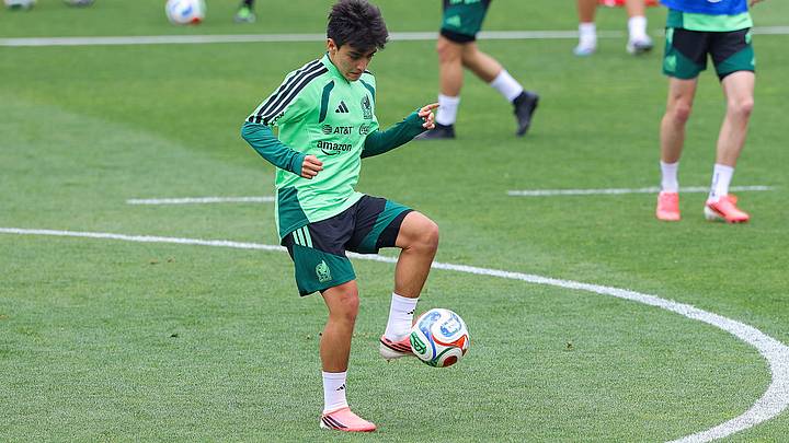 Gilberto Mora alcanzó a estar en el Mundial, pese a una lesión en los últimos meses. Gilberto Mora alcanzó a estar en el Mundial, pese a una lesión en los últimos meses.