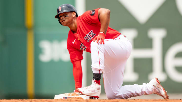 Rafael Devers es l[ider en dobles de la Liga Americana