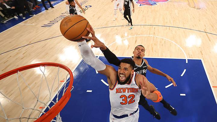 Los Knicks pueden ganar su primer título en 53 años esta noche en San Antonio Los Knicks pueden ganar su primer título en 53 años esta noche en San Antonio