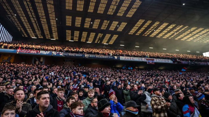 Aston Villa v Manchester United - Premier League