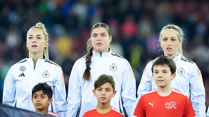 Giulia Gwinn, Kathrin Hendrich, Sophia Winkler
