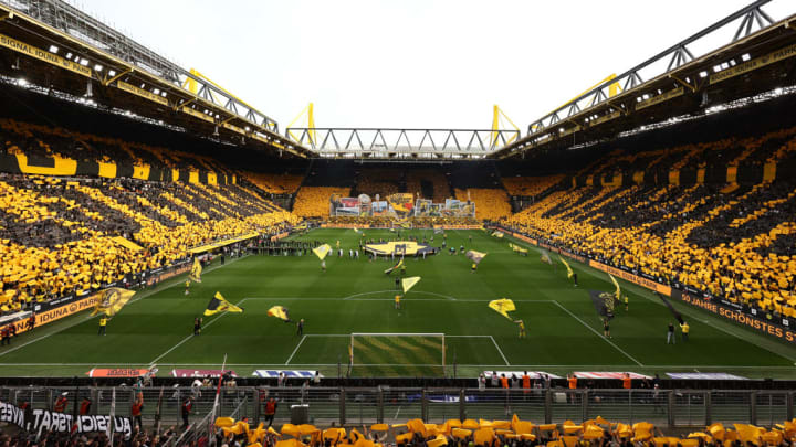 Borussia Dortmund v VfB Stuttgart - Bundesliga