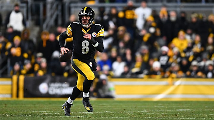 Aaron Rodgers debe tomar una decisión.