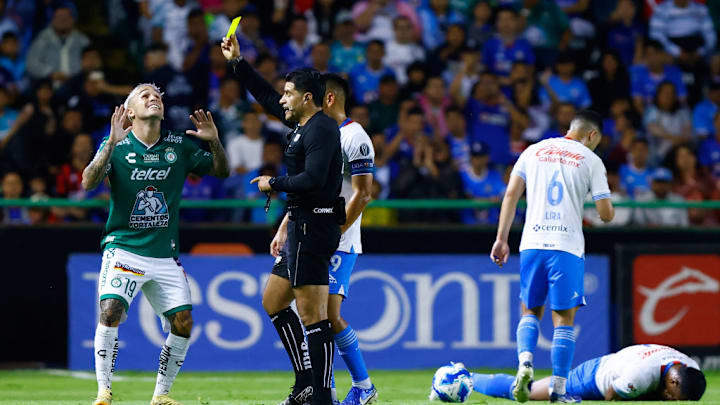 Maximiliano Quintero, Diego Hernandez