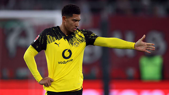 Jobe Bellingham zeigte in Augsburg eine gute Leistung