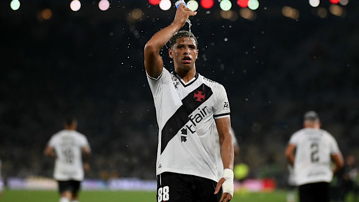 TOPSHOT-FBL-BRA-VASCO-FLAMENGO