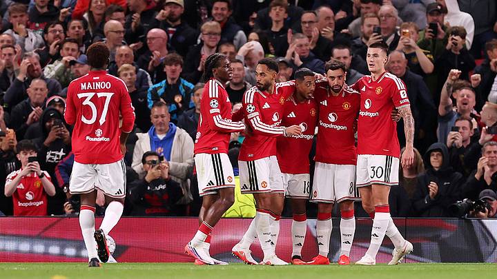 El Manchester United volvió a celebrar un triunfo en Champions League tras dos años de ausencia. El Manchester United volvió a celebrar un triunfo en Champions League tras dos años de ausencia.