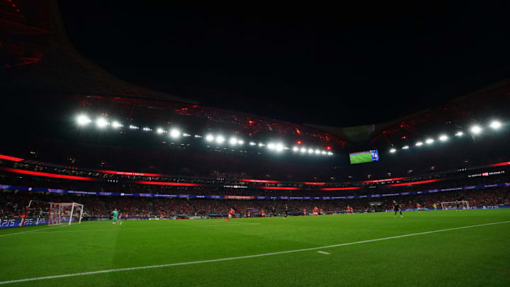 SL Benfica v Bologna FC 1909 - UEFA Champions League 2024/25 League Phase MD6