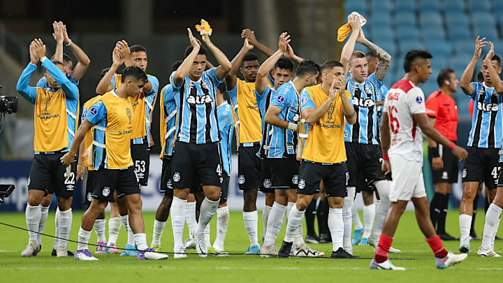 Gremio v Atletico Grau - Copa CONMEBOL Sudamericana