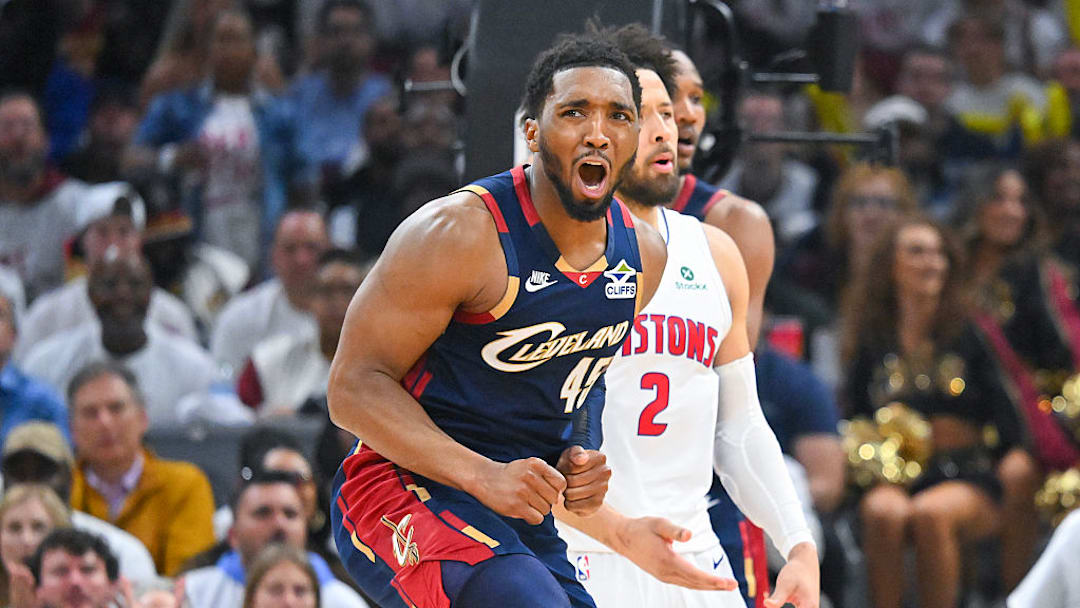 Donovan Mitchell empujó a los Cavaliers a igualar la serie ante los Pistons.
