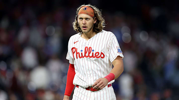 El tercera base de los Phillies, Alec Bohm, en disputa con sus padres.