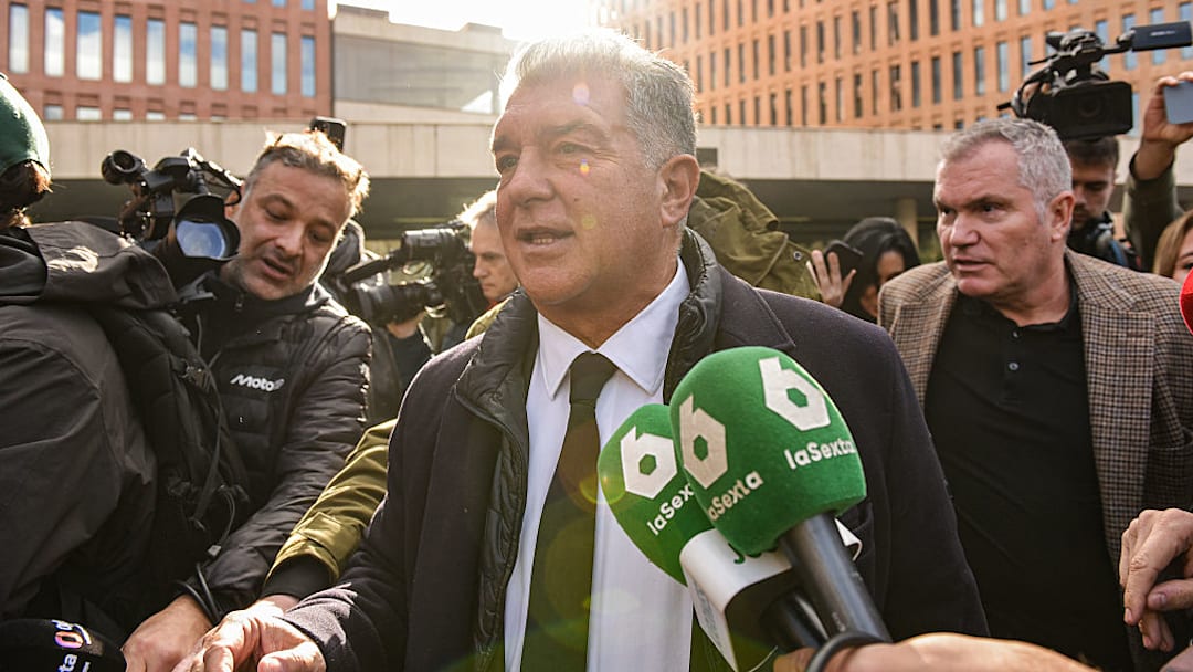 Joan Laporta (middle) is in the eye of the storm once again.