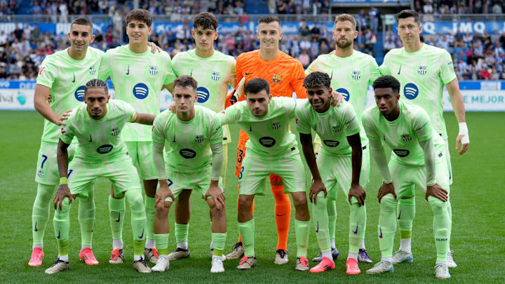Deportivo Alaves v FC Barcelona  - La Liga EA Sports