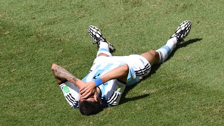 TOPSHOT-FBL-WC-2014-MATCH60-ARG-BEL
