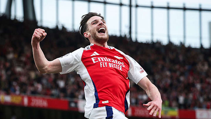 TOPSHOT-FBL-ENG-PR-ARSENAL-BRENTFORD