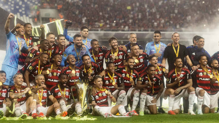 TOPSHOT-FBL-BRAZIL-SUPERCOPA-BOTAFOGO-FLAMENGO
