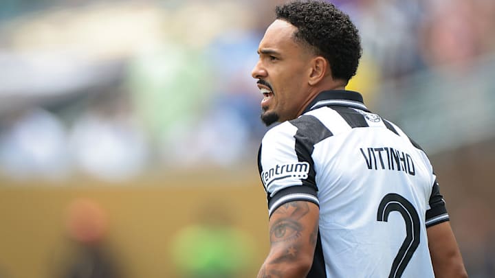 Vitinho, Victor Alexander da Silva