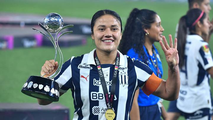 Rebeca Bernal hizo historia con el Manchester United