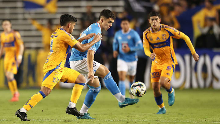 Mateo Levy, Juan José Sánchez Purata