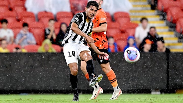 El volante mexicano Ulises Dávila admitió haber liderado un esquema de apuestas ilegales en la Primera División de Australia.