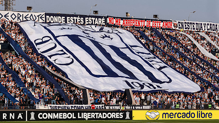 Alianza Lima v Sao Paulo - Copa CONMEBOL Libertadores 2025