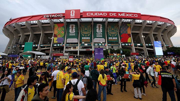 El Estadio Azteca fue tomado por los aficionados colombianos El Estadio Azteca fue tomado por los aficionados colombianos