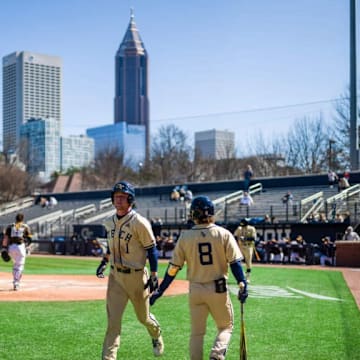 LIVE Updates - Georgia Tech Yellow Jackets vs Notre Dame Baseball Score