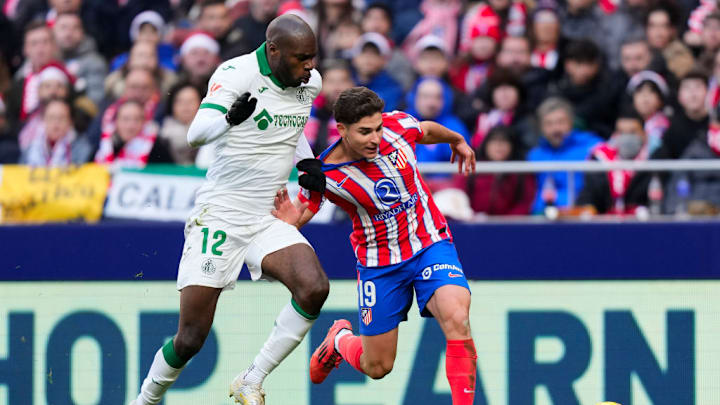 Allan Nyom, Julian Alvarez