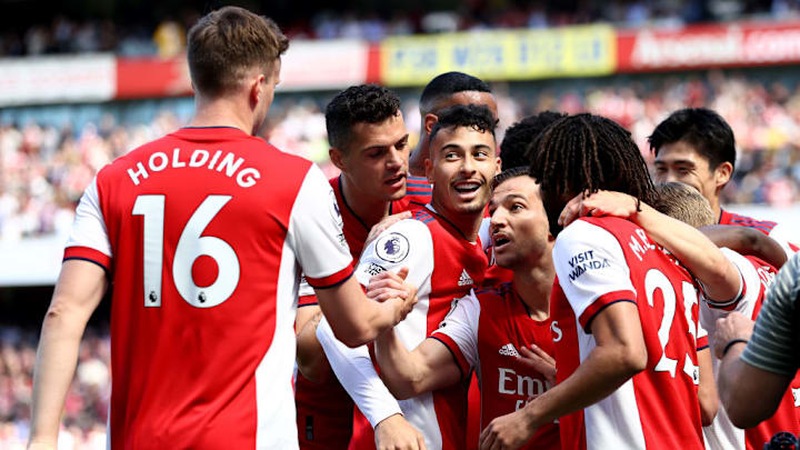 Rob Holding, Cedric Soares