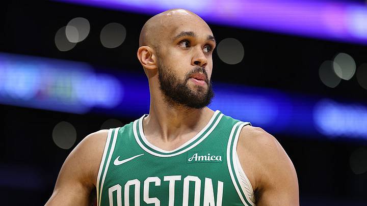 El porcentaje de Derrick White de triples cayó hasta 32.7% y lanzó por debajo del 40% de campo por primera vez en su carrera.