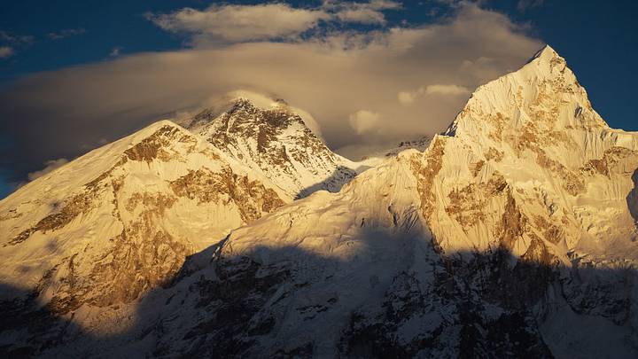Everest, el Polo Sur, el océano Atlántico y cientos de kilómetros en solitario por el desierto de Mojave. Matt Dawson pasó los últimos años de su vida enfrentándose a los escenarios más difíciles del mundo extremo Everest, el Polo Sur, el océano Atlántico y cientos de kilómetros en solitario por el desierto de Mojave. Matt Dawson pasó los últimos años de su vida enfrentándose a los escenarios más difíciles del mundo extremo