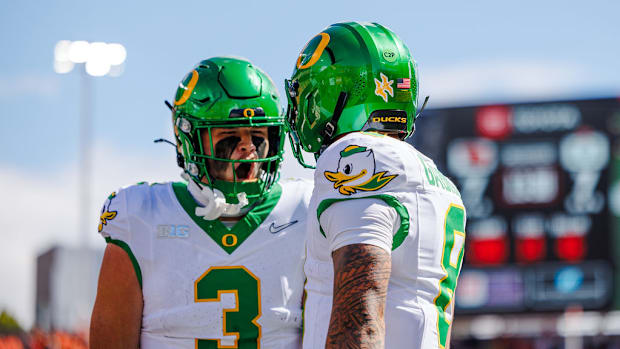 Oregon Ducks quarterback Dillon Gabriel vs. Oregon State Beavers