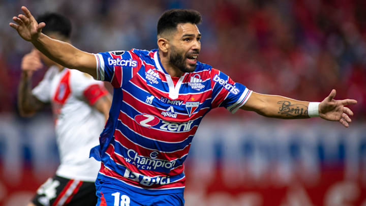 Silvio Romero, atacante do Fortaleza