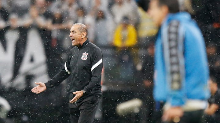FBL-SUDAMERICANA-CORINTHIANS-RACING