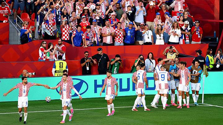 Gol de Ante Budimir mantiene con vida a Croacia en el Grupo L Gol de Ante Budimir mantiene con vida a Croacia en el Grupo L