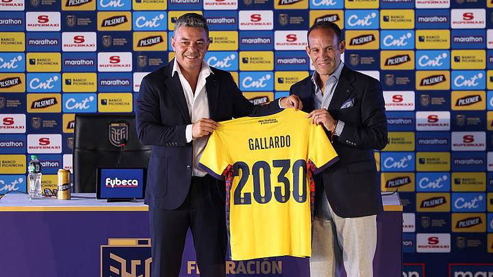 Marcelo Gallardo (i) es presentado como técnico de Ecuador por el presidente de la Federación Ecuatorianoa de Futbol, Francisco Egas. Marcelo Gallardo (i) es presentado como técnico de Ecuador por el presidente de la Federación Ecuatorianoa de Futbol, Francisco Egas.