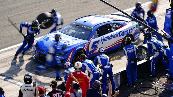 NASCAR Dixie Vodka 400 odds, prediction and schedule this weekend at Homestead-Miami Speedway on Oct. 23, 2022. 
