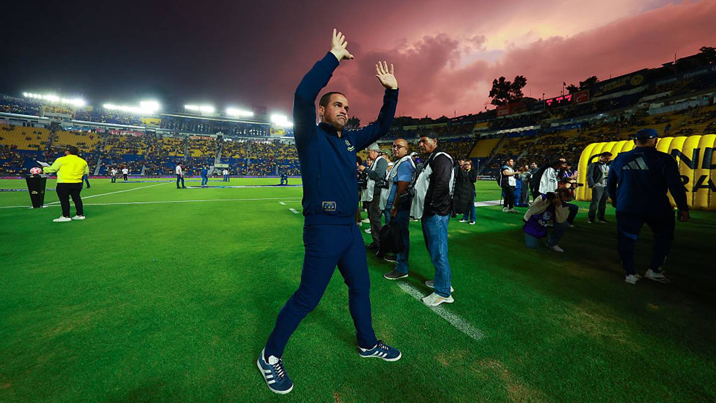 América se despide de André Jardine y Almada sería candidato a reemplazarlo
