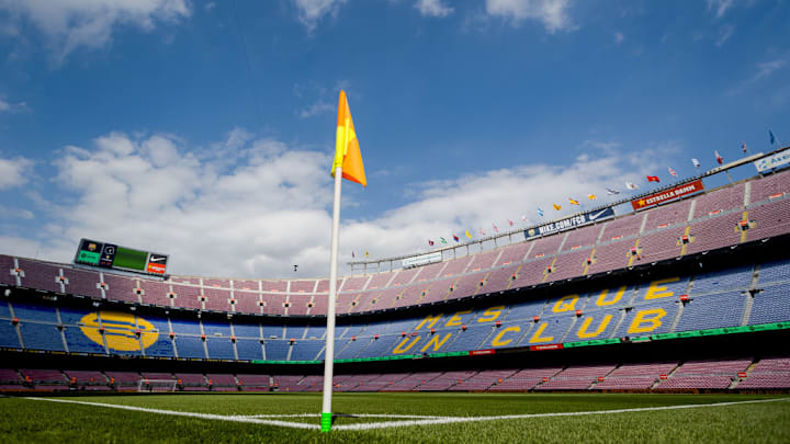 FC Barcelona v  Elche - La Liga Santander
