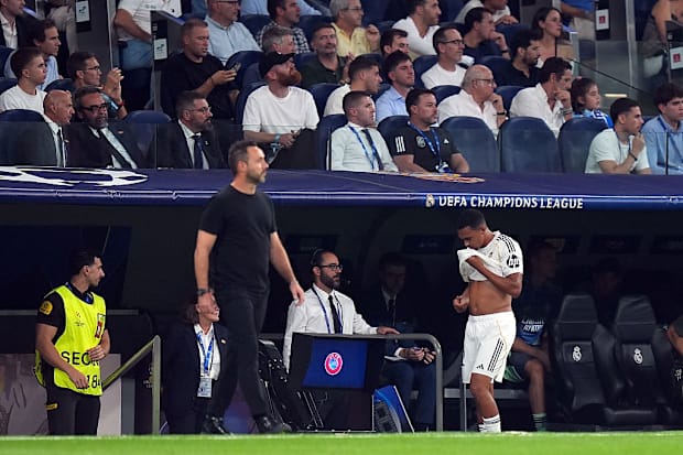 特伦特·亚历山大-阿诺德