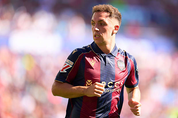 ฮอน อันเดร โอลาซากาสติ