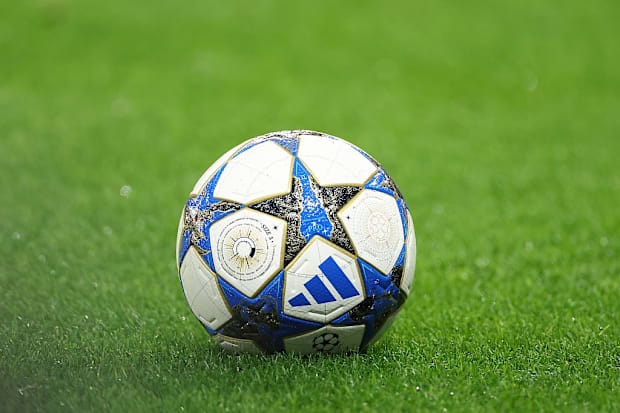 ลูกฟุตบอลแชมเปียนส์ลีก 2025–26