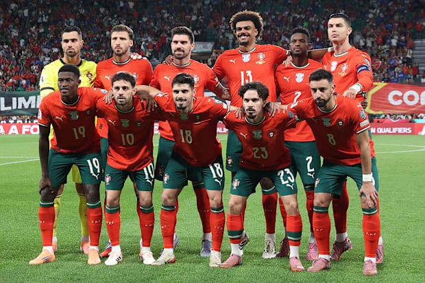 Kịch bản khiến Bồ Đào Nha mất vé World Cup vào tay Ireland 1 How Cristiano Ronaldo, Portugal Can Qualify for 2026 World Cup After Ireland Defeat